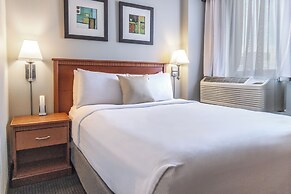 Hotel Saint-Laurent Montreal