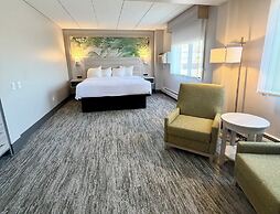 Best Western Plus Kelly Inn