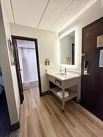 Best Western Plus Kelly Inn