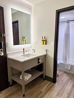 Best Western Plus Kelly Inn