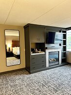 Best Western Plus Kelly Inn