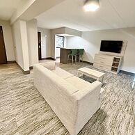Best Western Plus Kelly Inn