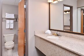 Best Western Plus Kelly Inn