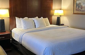 Best Western Plus Kelly Inn