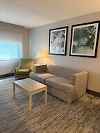 Best Western Plus Kelly Inn