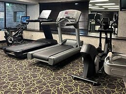 Best Western Plus Kelly Inn