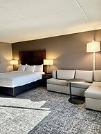 Best Western Plus Kelly Inn