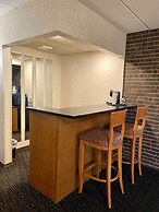 Best Western Plus Kelly Inn