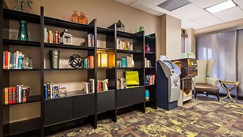 Best Western Plus Kelly Inn