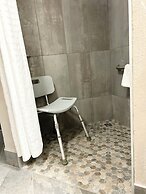 Best Western Plus Kelly Inn