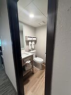 Best Western Plus Kelly Inn