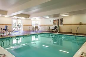 Comfort Inn & Suites Sacramento - University Area
