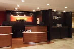 Courtyard by Marriott Chicago Bloomingdale