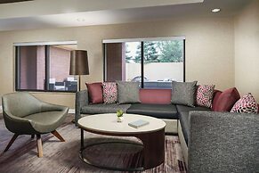 Courtyard by Marriott Chicago Bloomingdale