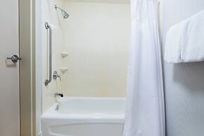 Courtyard by Marriott Newark Silicon Valley