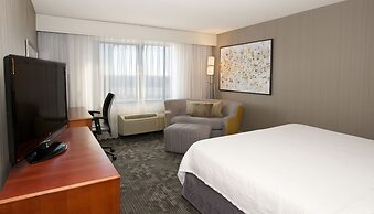 Courtyard by Marriott Newark Silicon Valley
