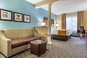 Comfort Suites Southport - Oak Island
