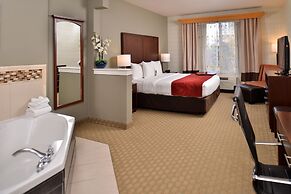 Comfort Suites Airport Tukwila Seattle