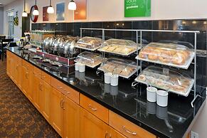 Comfort Suites Airport Tukwila Seattle