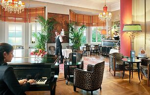 Hotel Belles Rives