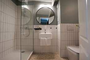 Quintessia Resort