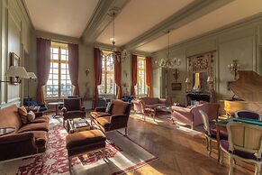 Le Château d Etoges
