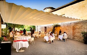 Chateau de Salettes