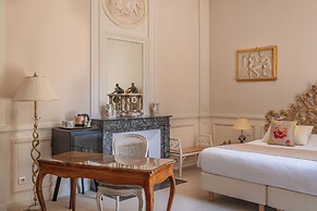 Chateau de Rochecotte