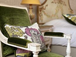 Chateau de Rochecotte