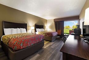 Econo Lodge - Perry National Fair Ground Area