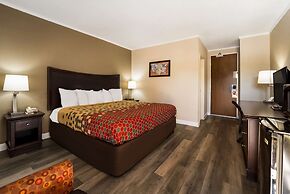 Econo Lodge - Perry National Fair Ground Area