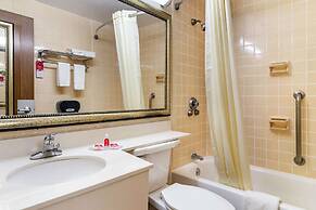 Econo Lodge - Perry National Fair Ground Area