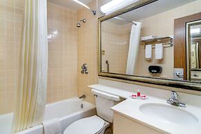 Econo Lodge - Perry National Fair Ground Area