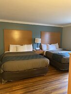 Econo Lodge At The Falls North