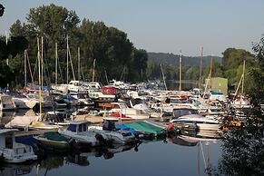 AKZENT Waldhotel Rheingau