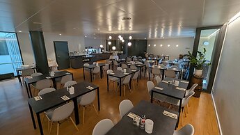 Ambassador Self Check-in Hotel