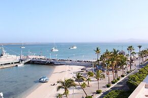 Seven Crown La Paz Malecon