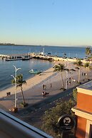 Seven Crown La Paz Malecon