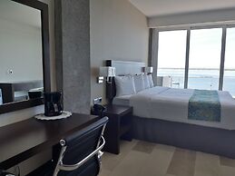 Seven Crown La Paz Malecon