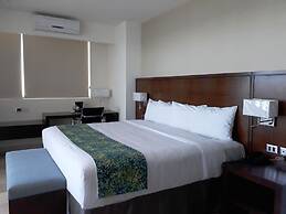 Seven Crown La Paz Malecon