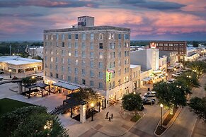 The Lasalle Hotel, Bryan College Station, A Tribute Portfolio Hotel