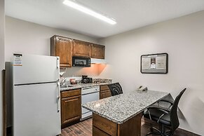 MainStay Suites Cedar Rapids North - Marion