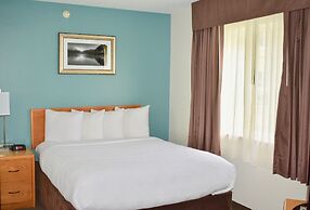 MainStay Suites Cedar Rapids North - Marion