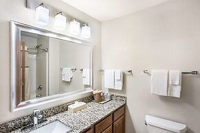 MainStay Suites Cedar Rapids North - Marion
