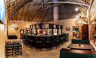 Gooderson Dumazulu Lodge & Traditional Village