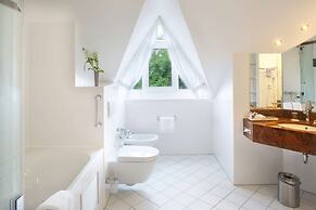 Steigenberger Hotel Der Sonnenhof