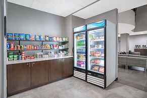 Wingate by Wyndham Charlotte Airport I-85/I-485