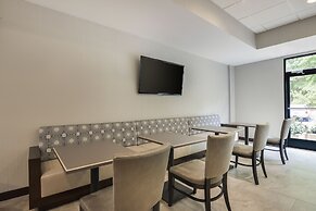 Wingate by Wyndham Charlotte Airport I-85/I-485