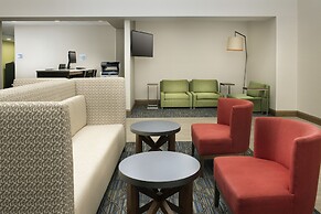 Holiday Inn Express & Suites Baltimore - BWI Airport North by IHG