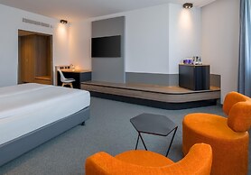 Spark by Hilton Wuppertal City Centre